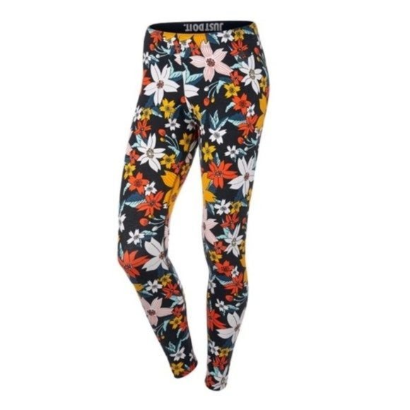 Nike Pants - Large Floral Nike Pro leggings